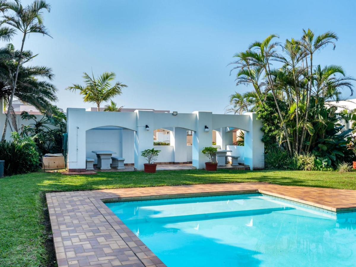 Skiathos At Beachfront Apartments In Shakas Rock Ballito Zewnętrze zdjęcie
